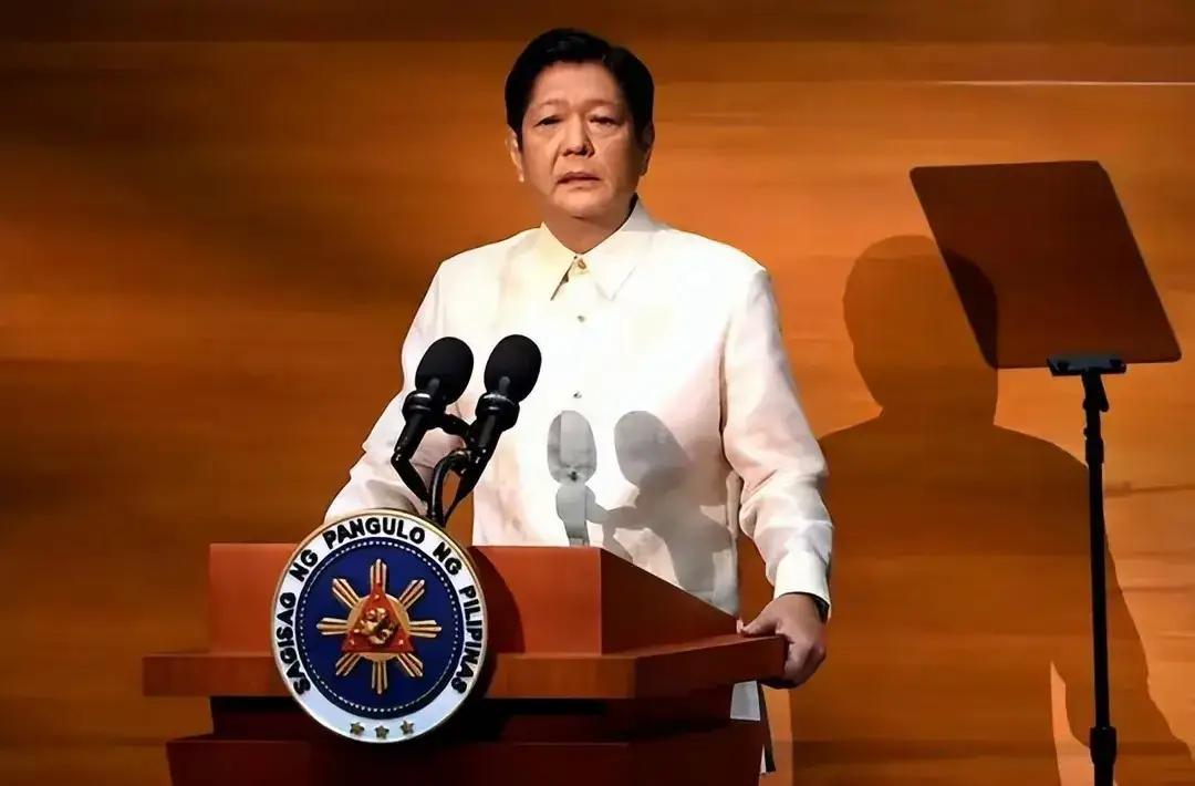 马科斯命令军方要能抵御30天！泽连斯基还要求乌克兰军人占领莫斯科呐，但是实力不允