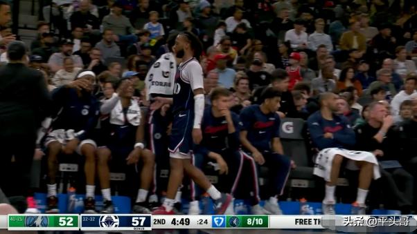 快船二当家加兰真是越来越如鱼得水了！在昨天快船主场以153：128大胜森林狼的比