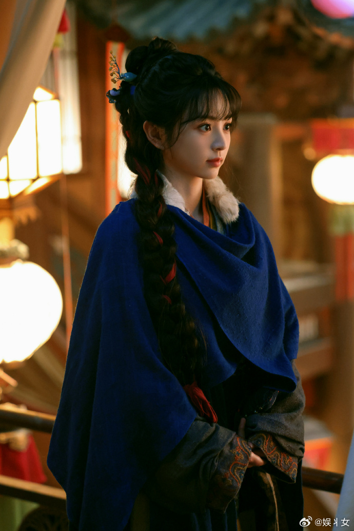 田曦薇这段完全小猫具象化 我都被田曦薇给圈粉住了，这段完全是小猫来的，仅仅只要助