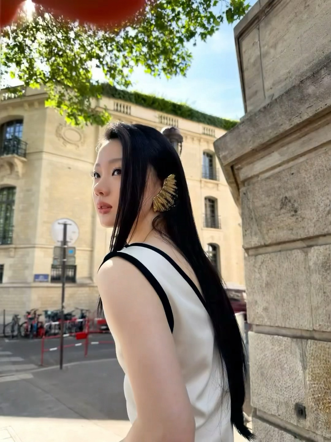 单依纯这张纯生图神了… 分享单张的意义 