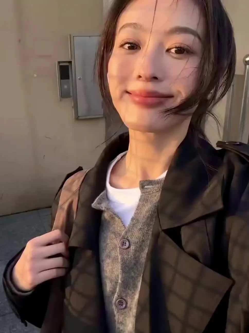 一人难顺百人意 百人难顺一人心 做自己就好.