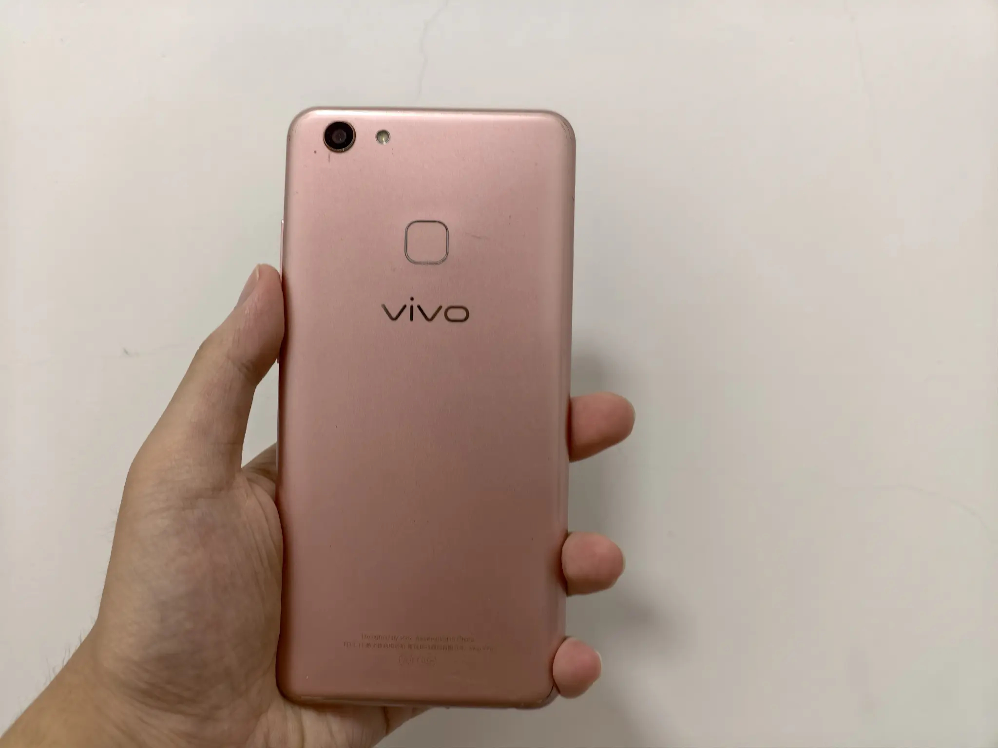 你们还记得这是什么手机吗？当时还是后置指纹识别～vivo[超话] ​​​