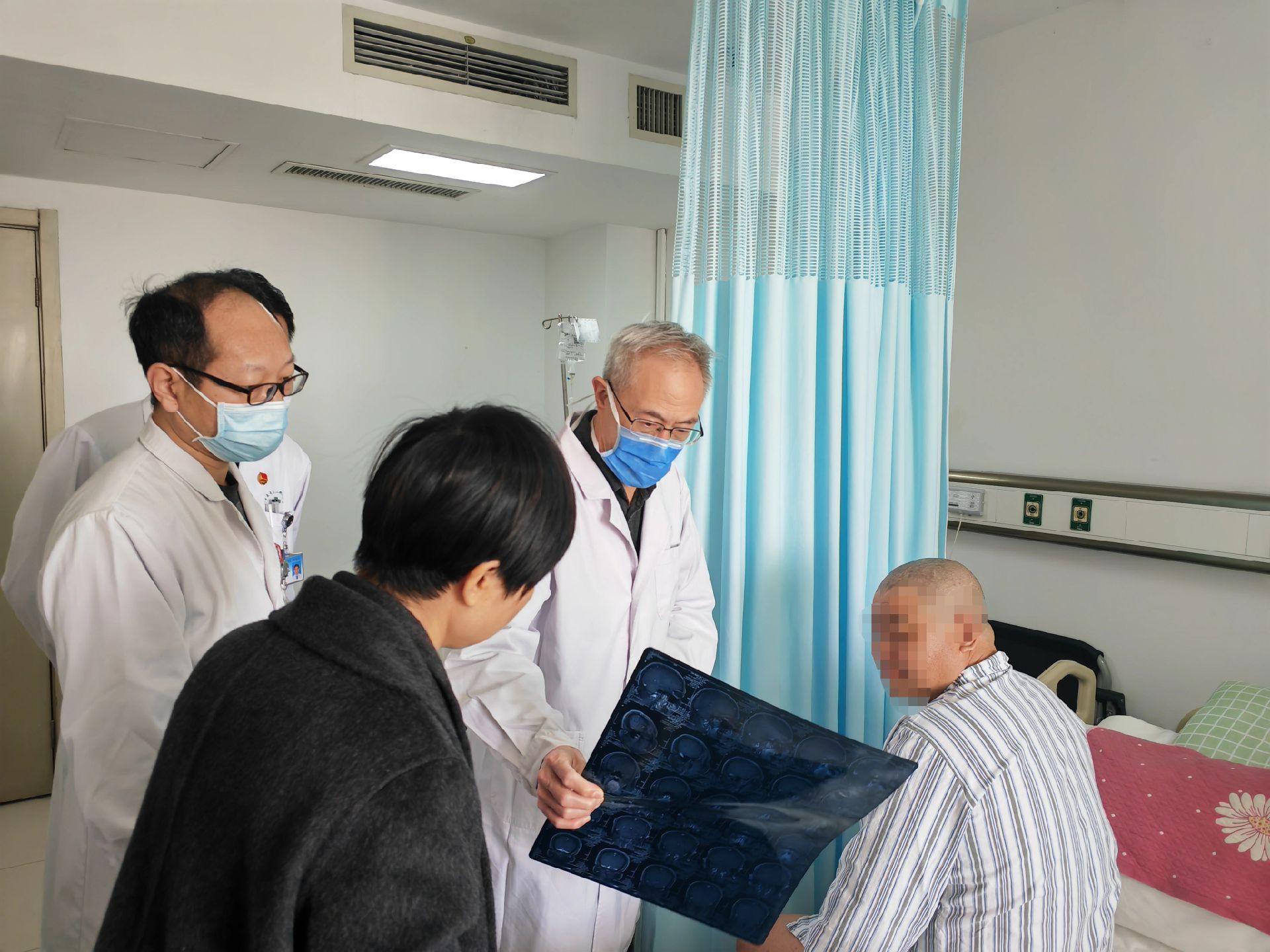 北京坛医院徐伦教授每周来院指导！！！传道、授业、解惑
