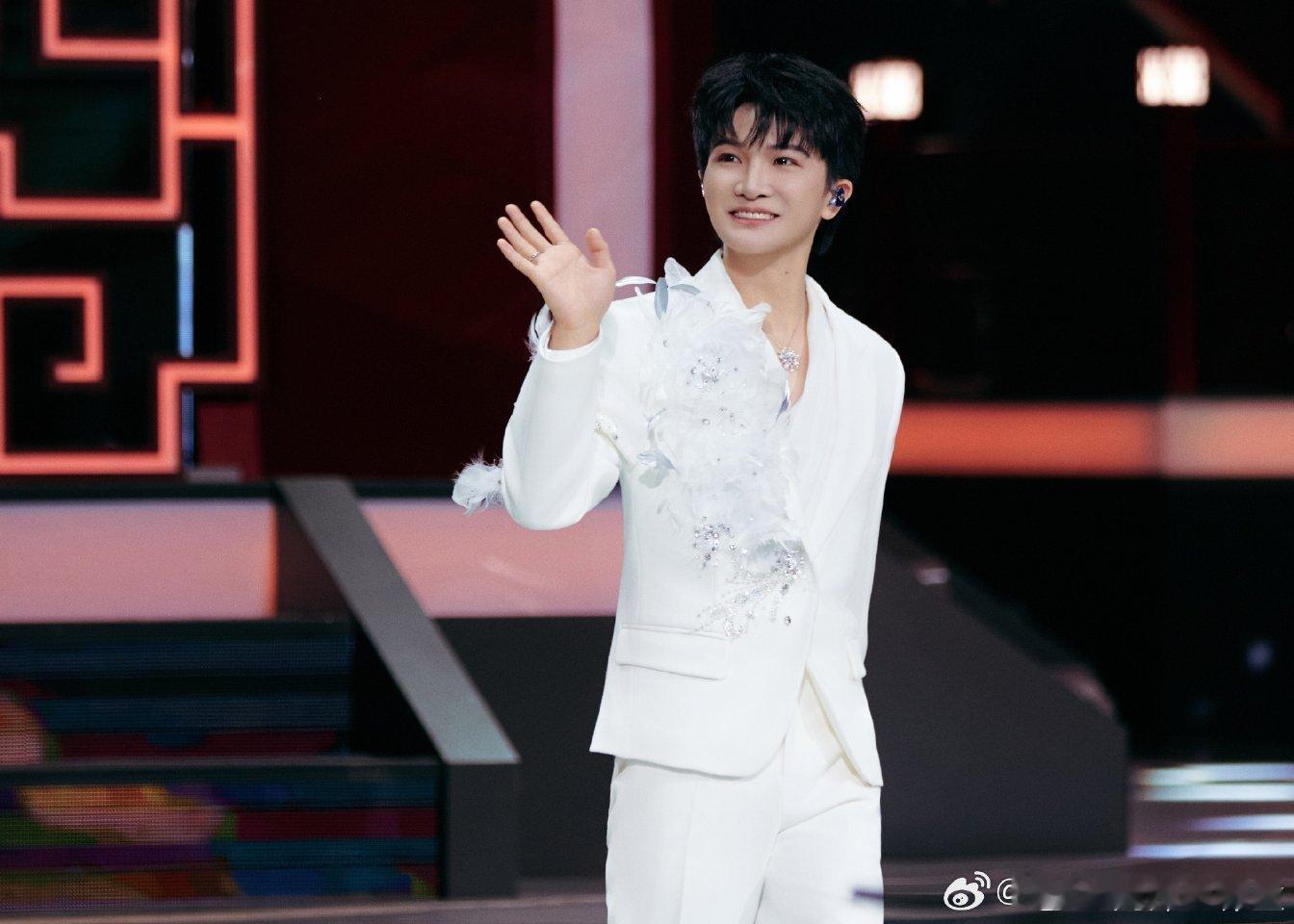 周深唱的吉量是山海经里的神马 原来吉量这么有来头！作为《山海经》中的吉祥神兽，它