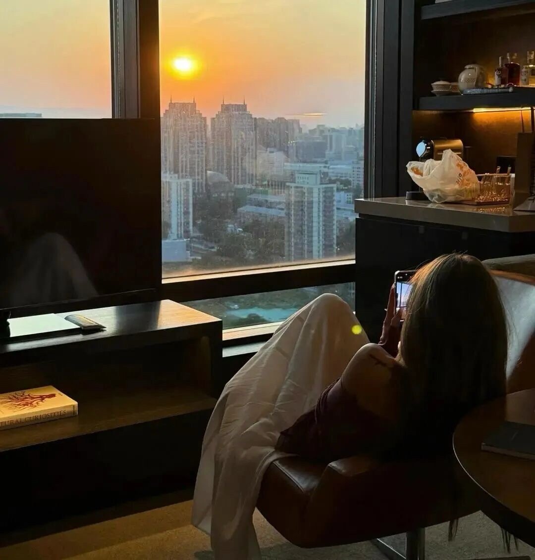 🍞 𝙶𝚘𝚘𝚍 𝚍𝚊𝚢 ˚̣̣̣̣̩̩⸝⸝⸝♡̷̷̷s“比起人山人