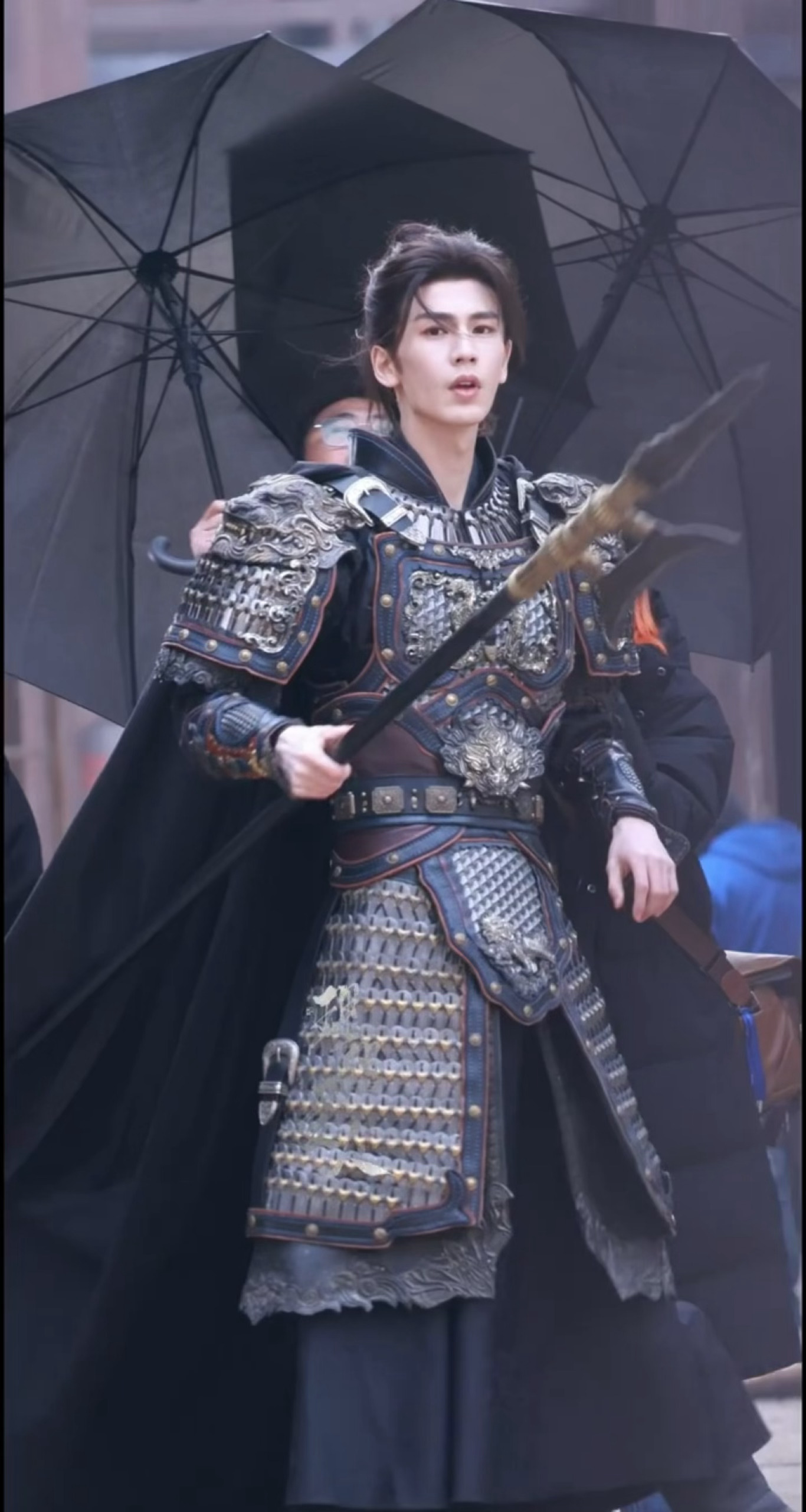 限时返场的征哥哥🥹🥹🥹张凌赫谢征盔甲造型返场