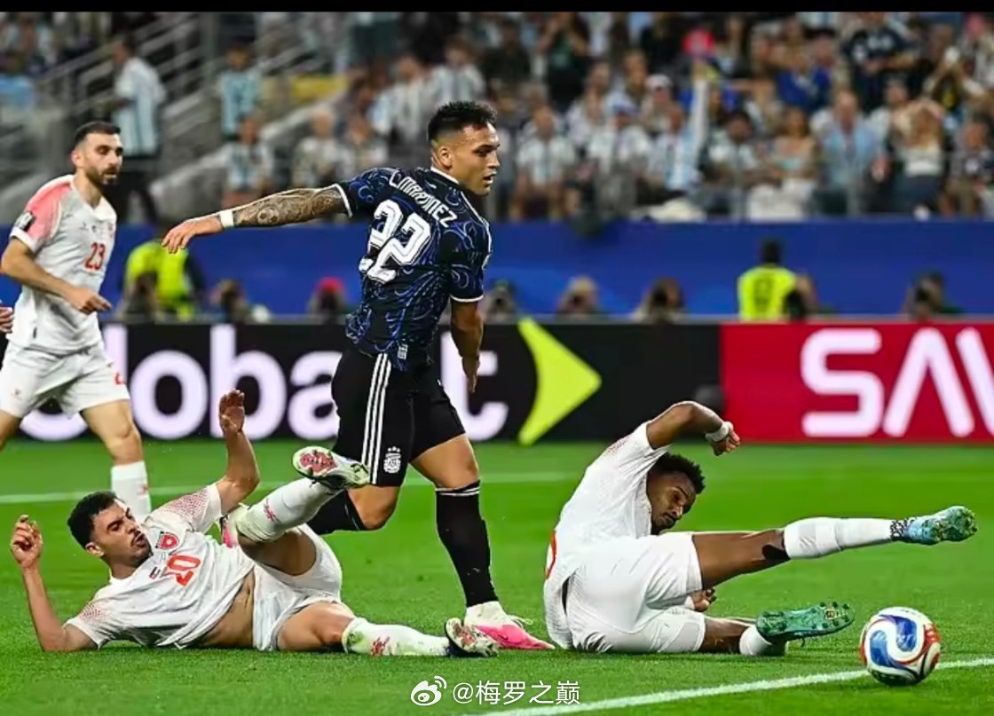 世界杯小组赛目前已全部结束，晋级球队也已出炉，以下是南美球队晋级情况。 