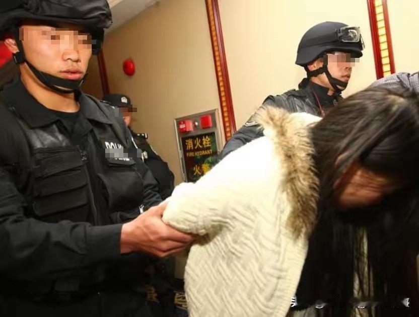 湖北女子4年骗8男近50万赌资，获刑9年！婚恋诈骗“温柔刀”终现形
 
以爱为名