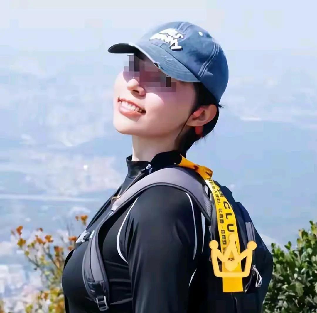 近日，一则关于女间谍曝光的新闻引发了广泛关注。据央视报道，一名女间谍利用各种狡猾