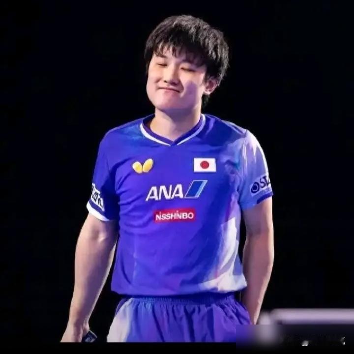 10：0！
这已经不是战绩了，这是一堵墙。一堵叫王曼昱的墙。
别看比分4-2