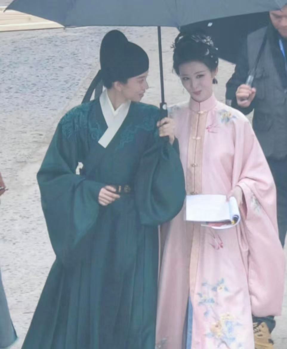 王楚然刘令姿三搭明月录王楚然刘令姿明月录路透哇塞小姐妹三搭了 ​​​