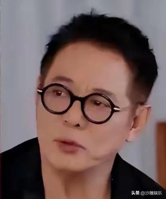 李连杰，亲自正面回应！

4月1日下午，功夫皇帝李连杰突然空降热搜，引发全网热议