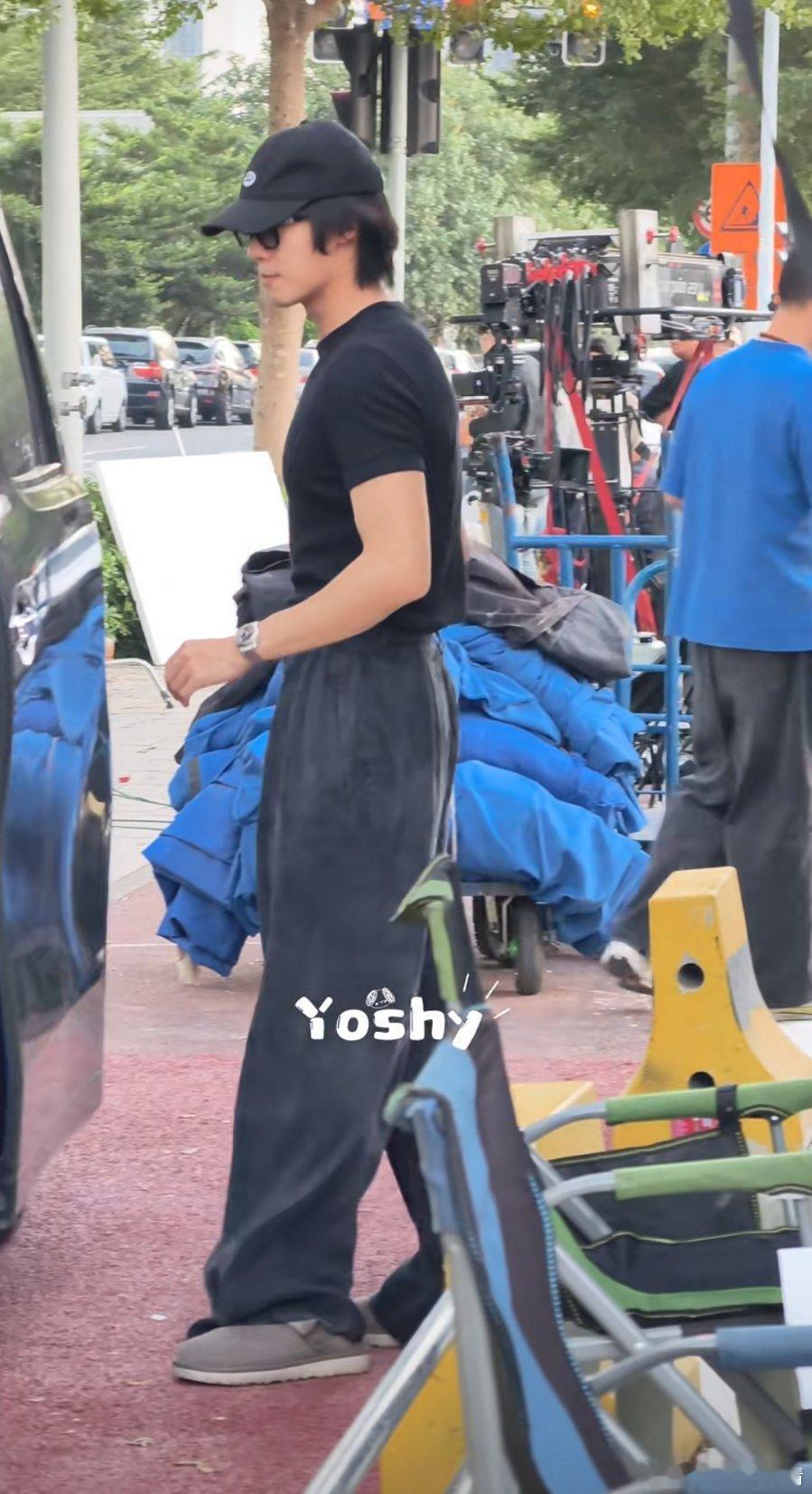 只有粉丝认的出 