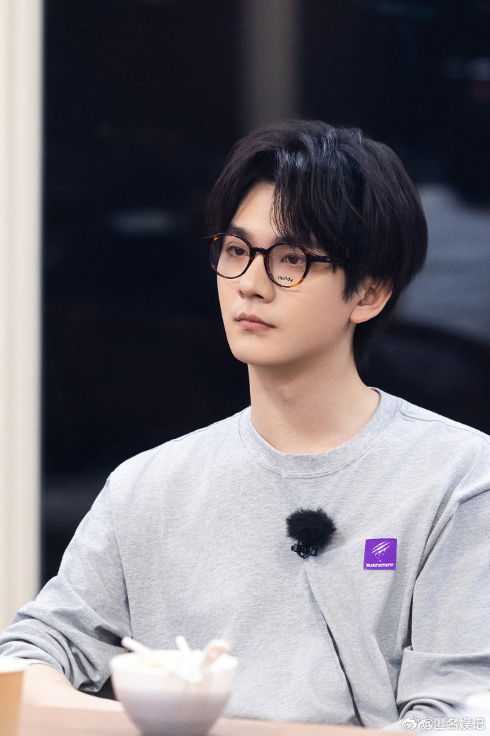 张宸逍张宸逍解决问题的执行力亲爱的客栈张宸逍真的很会解决问题！刚确定想法就主动联