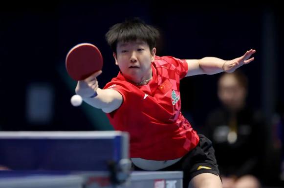 2026 年 5 月 2 日伦敦世乒赛女团小组赛，中国女团，大比分3比0战胜罗马