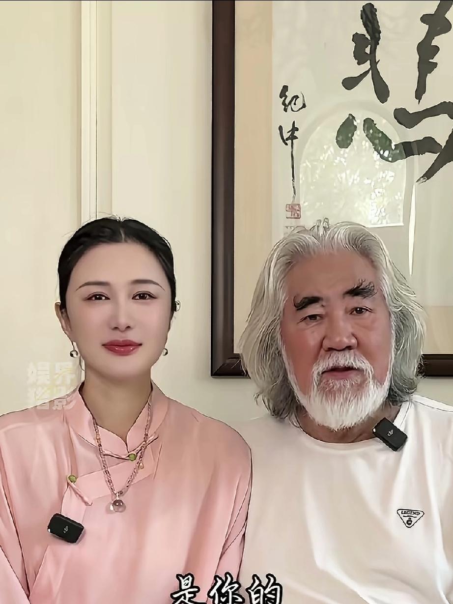 张纪中导演和妻子在社交平台上分享育女心德，他们是这样说的:“亲爱的女儿，今天是你