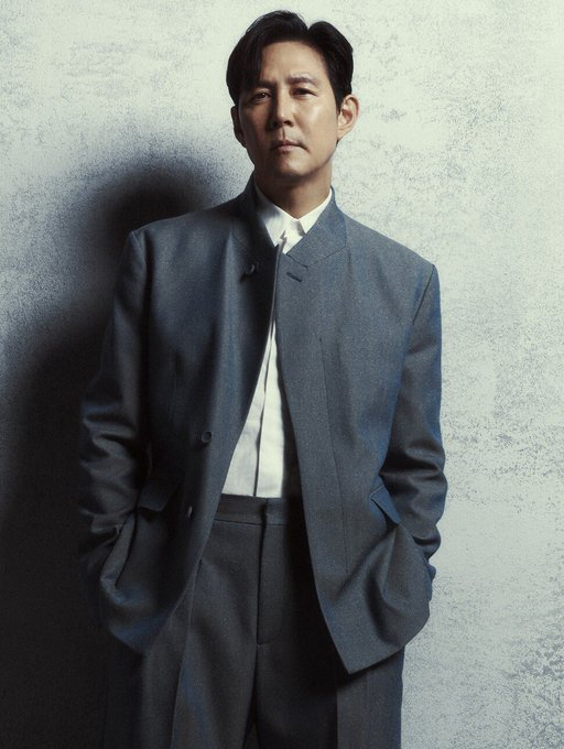 李政宰有望主演崔东勋导演的新片《麻雀》。经纪公司Artist Company表示