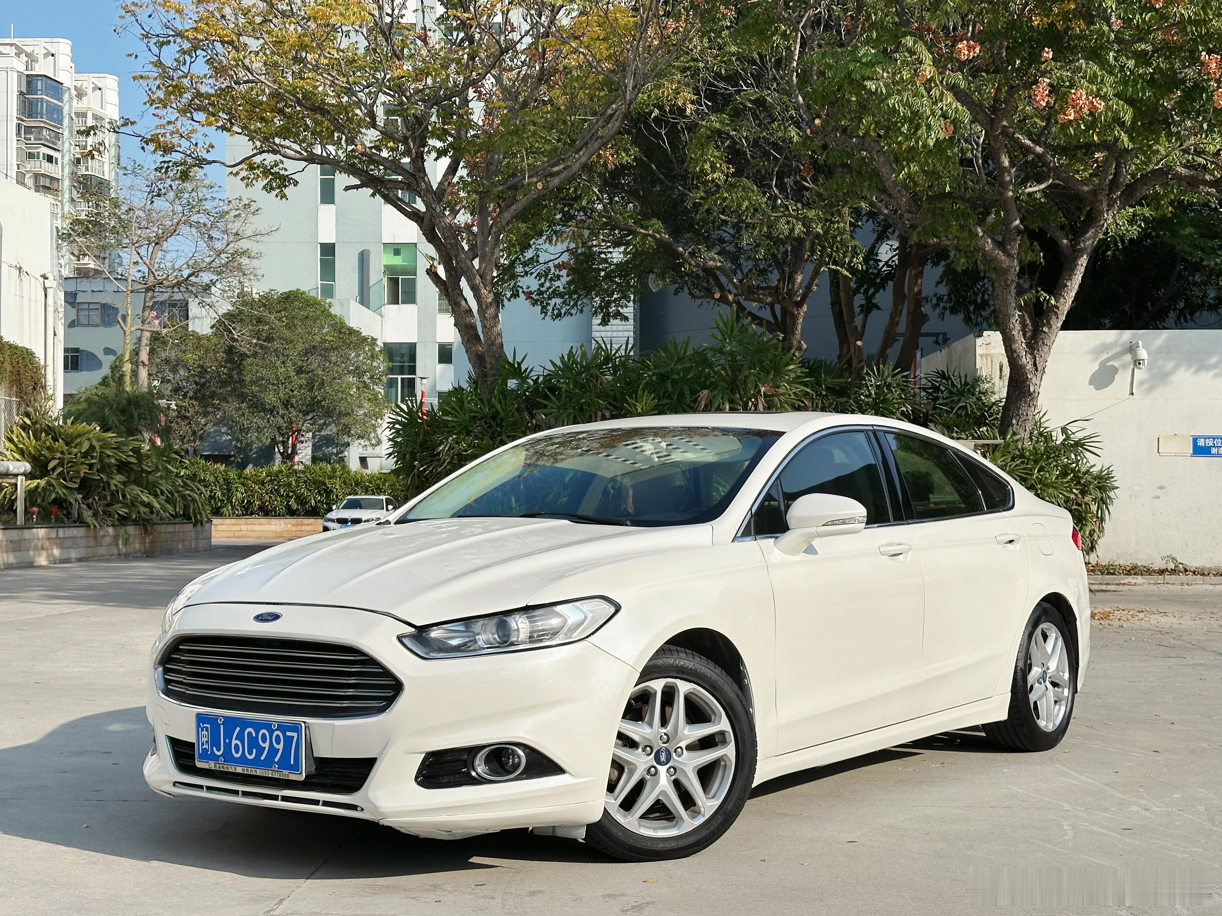 于恒的二手车日常现在2万多可以买到这代2014年上牌福特蒙迪欧1.5T时尚版，感