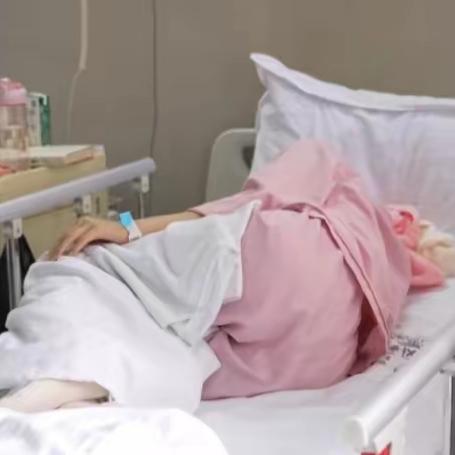 “陪我2个小时”，
24岁女孩在网上
下了一个“特殊订单”，接下来的事情意想不到