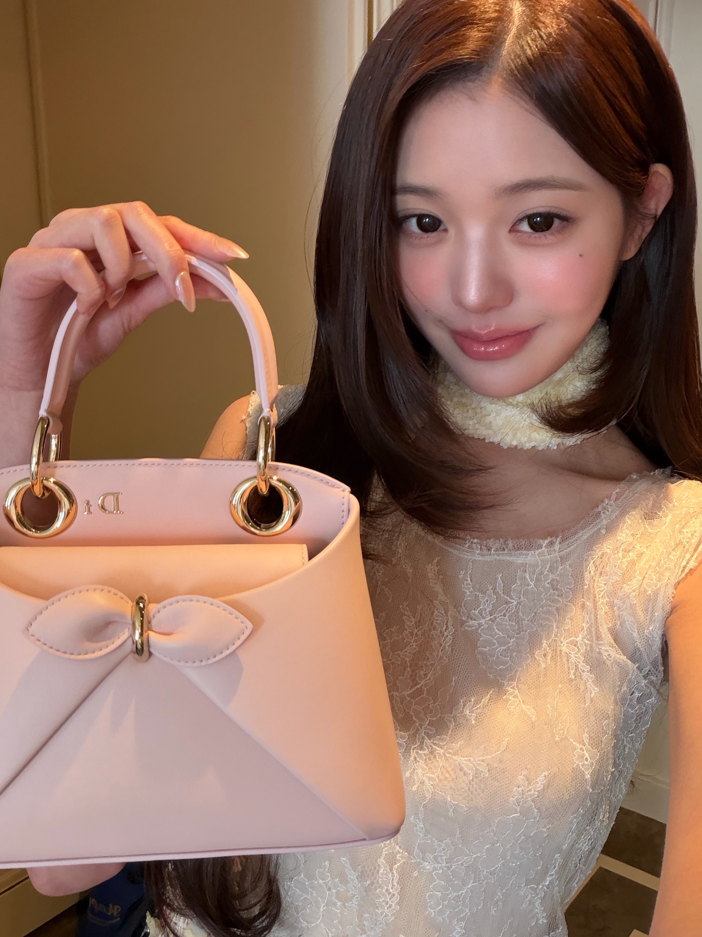 🎀 ​​​