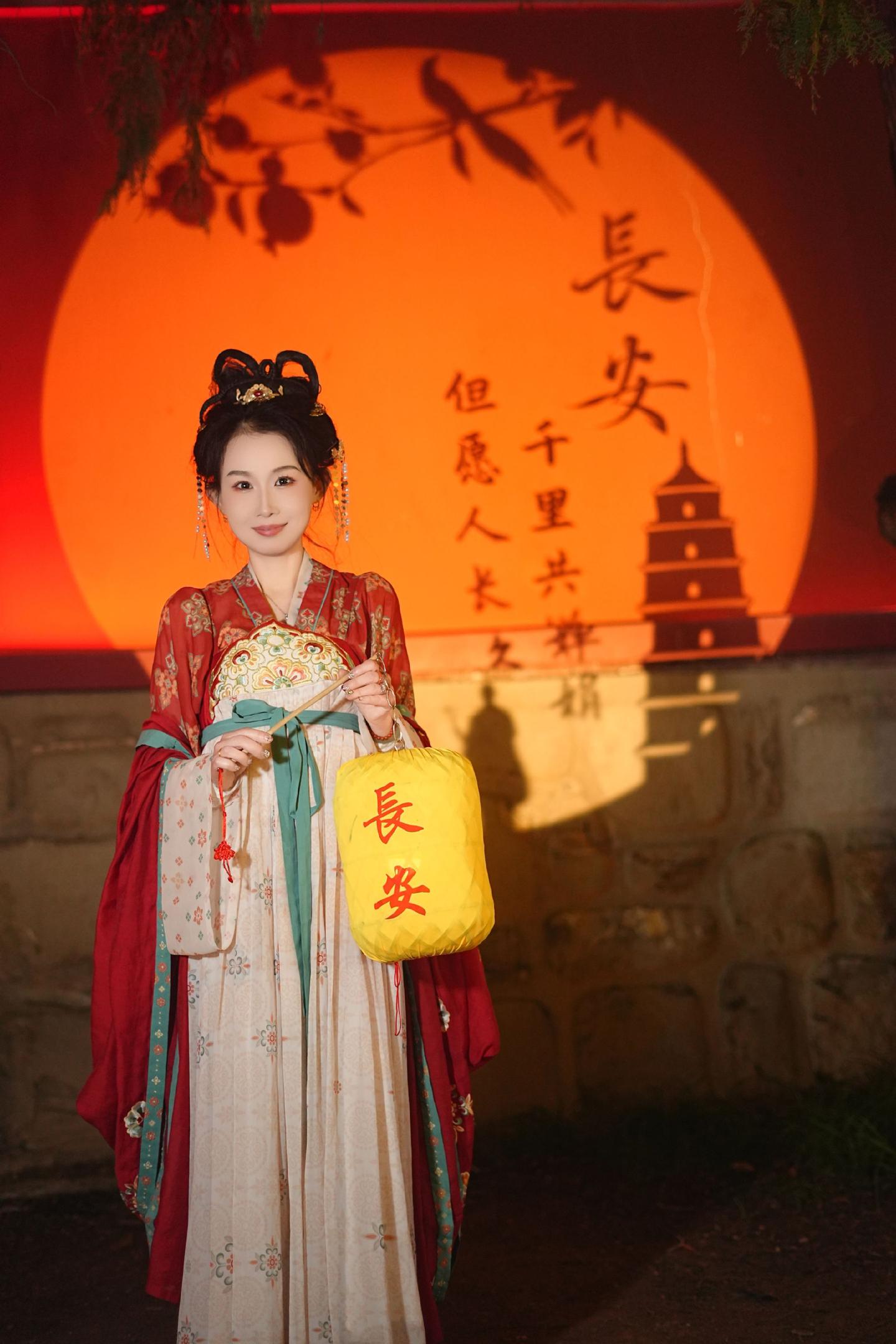 蜜妮。42岁，每天爱自己多一点 西安之旅，很棒！ 下一站重庆