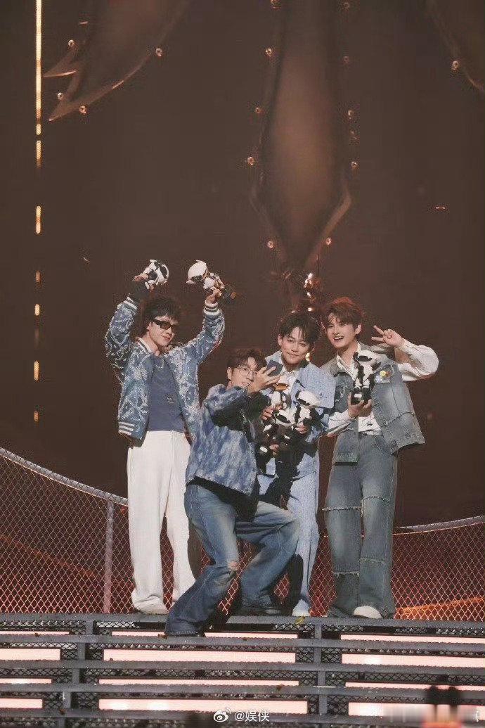 苏醒回应和王栎鑫的吵架修罗场哥哥们的“原谅”不是妥协，是“我懂你为啥生气”的默契