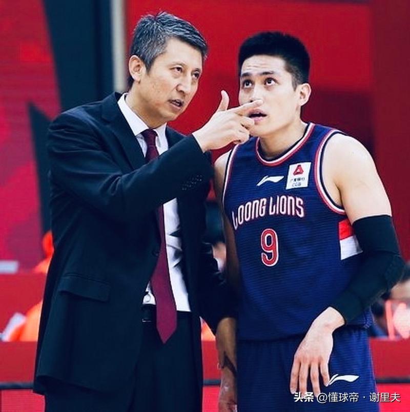 把心放在肚子里！中国男篮会以20分以上分差击败省队，原因很简单，郭士强对陈盈俊太