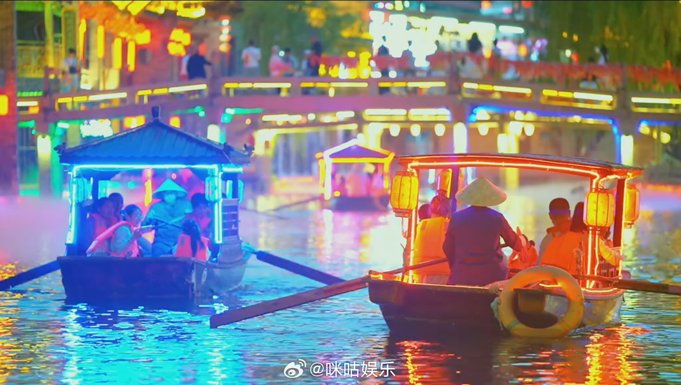 龙泉古镇作为革命题材取景地好有质感这个夏天总得来一次龙泉古镇吧用老砖瓦一点点建起