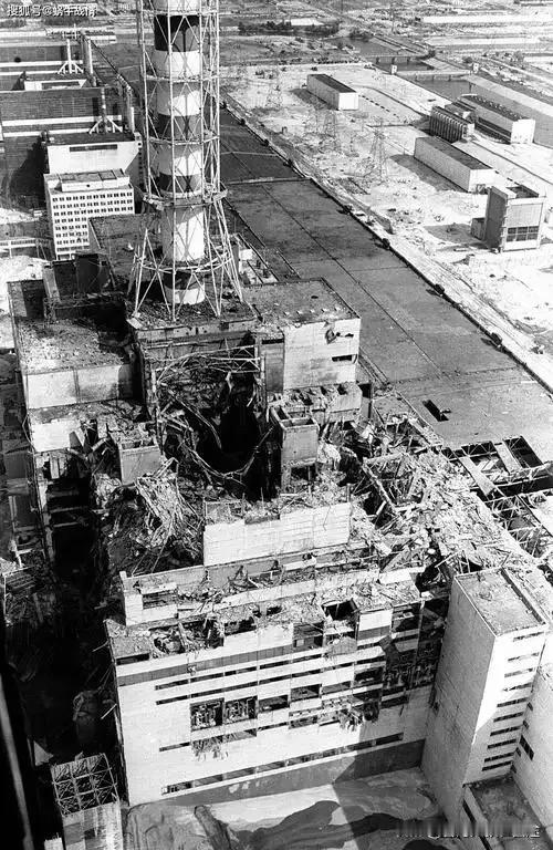 乌克兰核电站遭袭！平民死亡，欧洲核安全再敲警钟！
 
2025年8月2日，乌克兰
