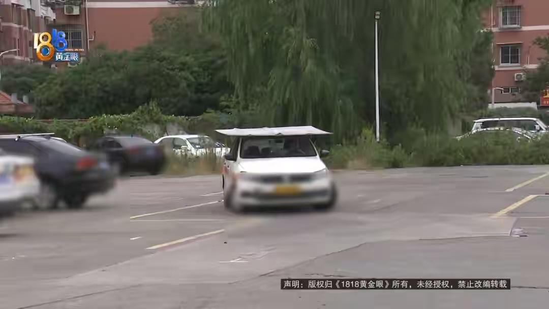 浙江宁波，女大学生掏 3800 报 C1 驾照。 科三刚挂，走出考场就发现接考的