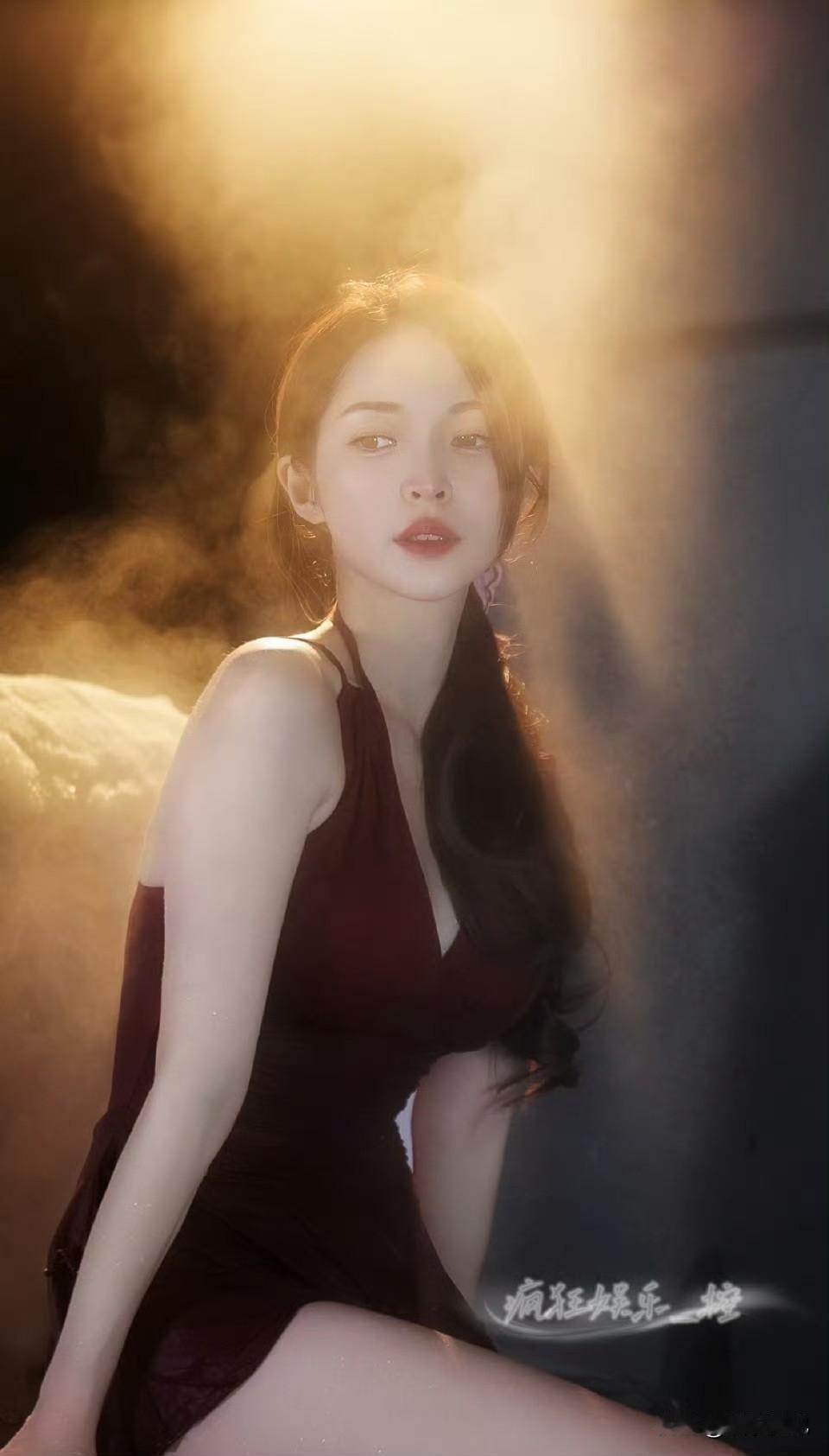 王钟瑶最新泳装