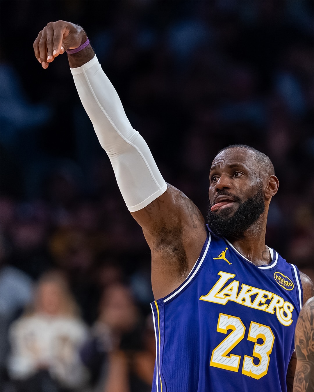 “时间扑面而来”湖人国度洛杉矶湖人