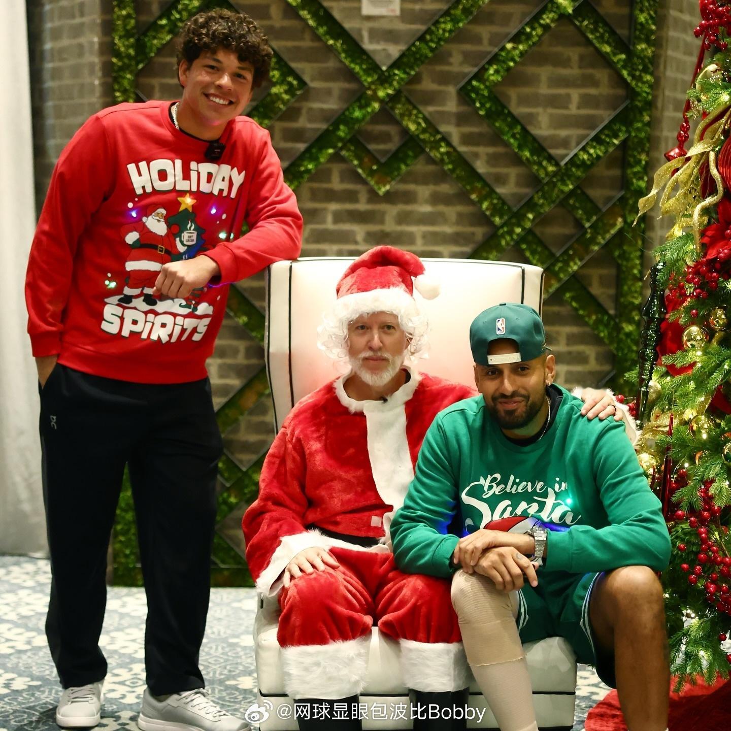 冠军🏆陪着圣诞老人🎅🏻网球talking大会网球