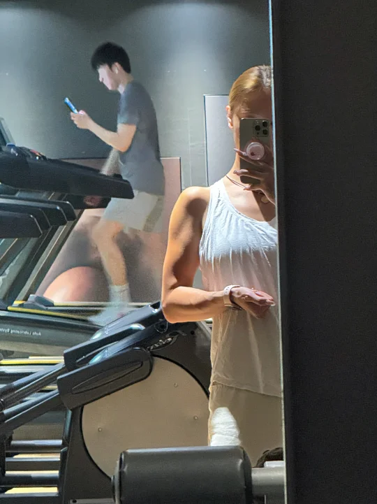 有些鸟注定是要飞的，我希望天高一点