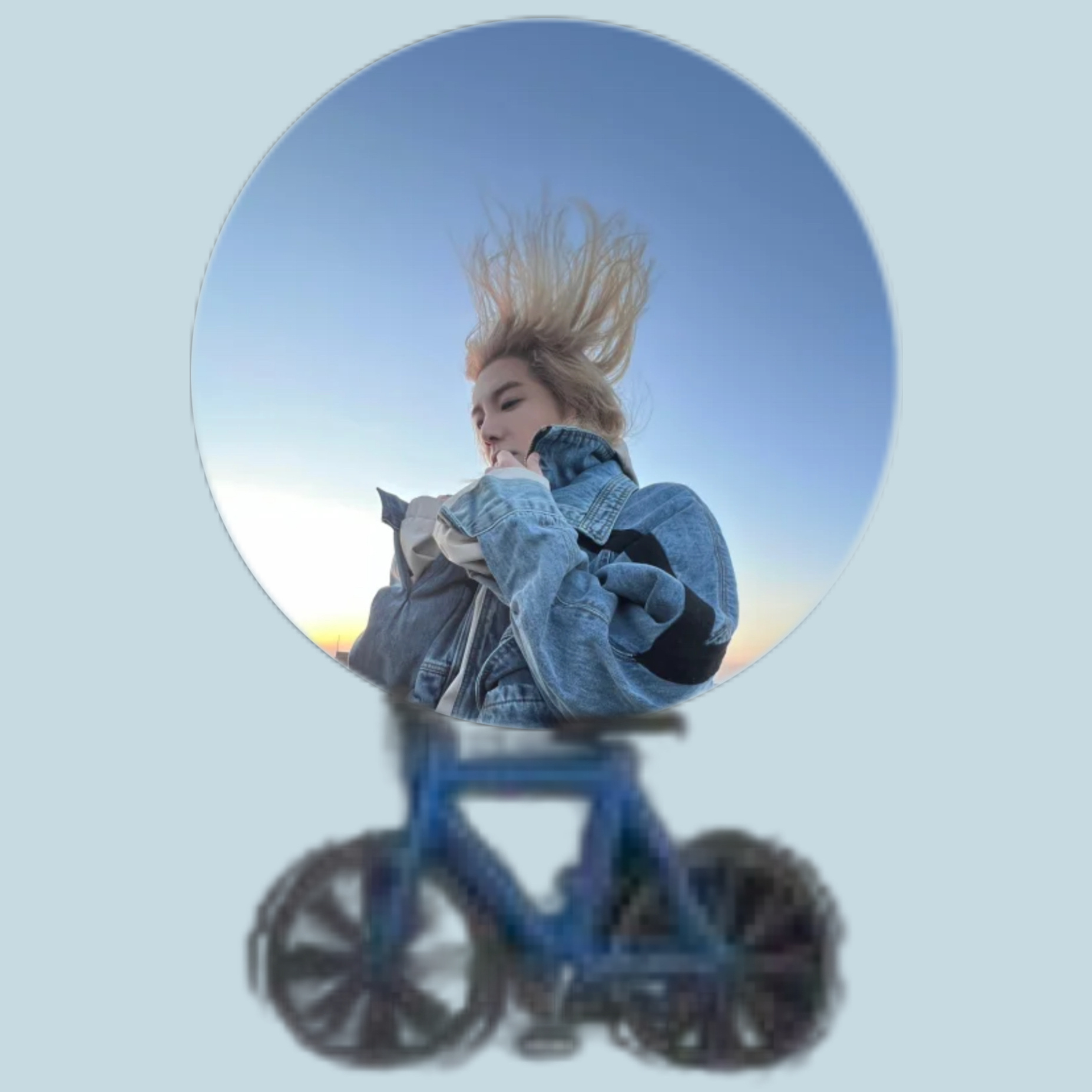 华晨宇出行方式by bike： 