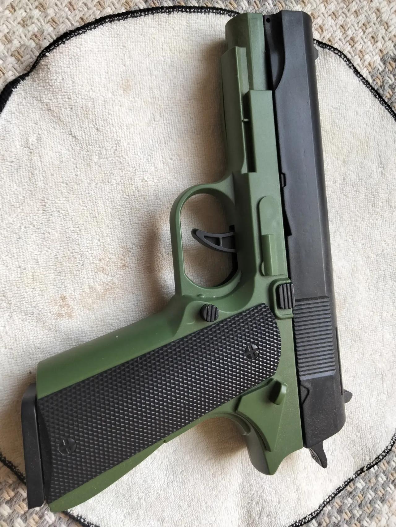 淘宝上1分钱，真让人懵圈。[大笑]