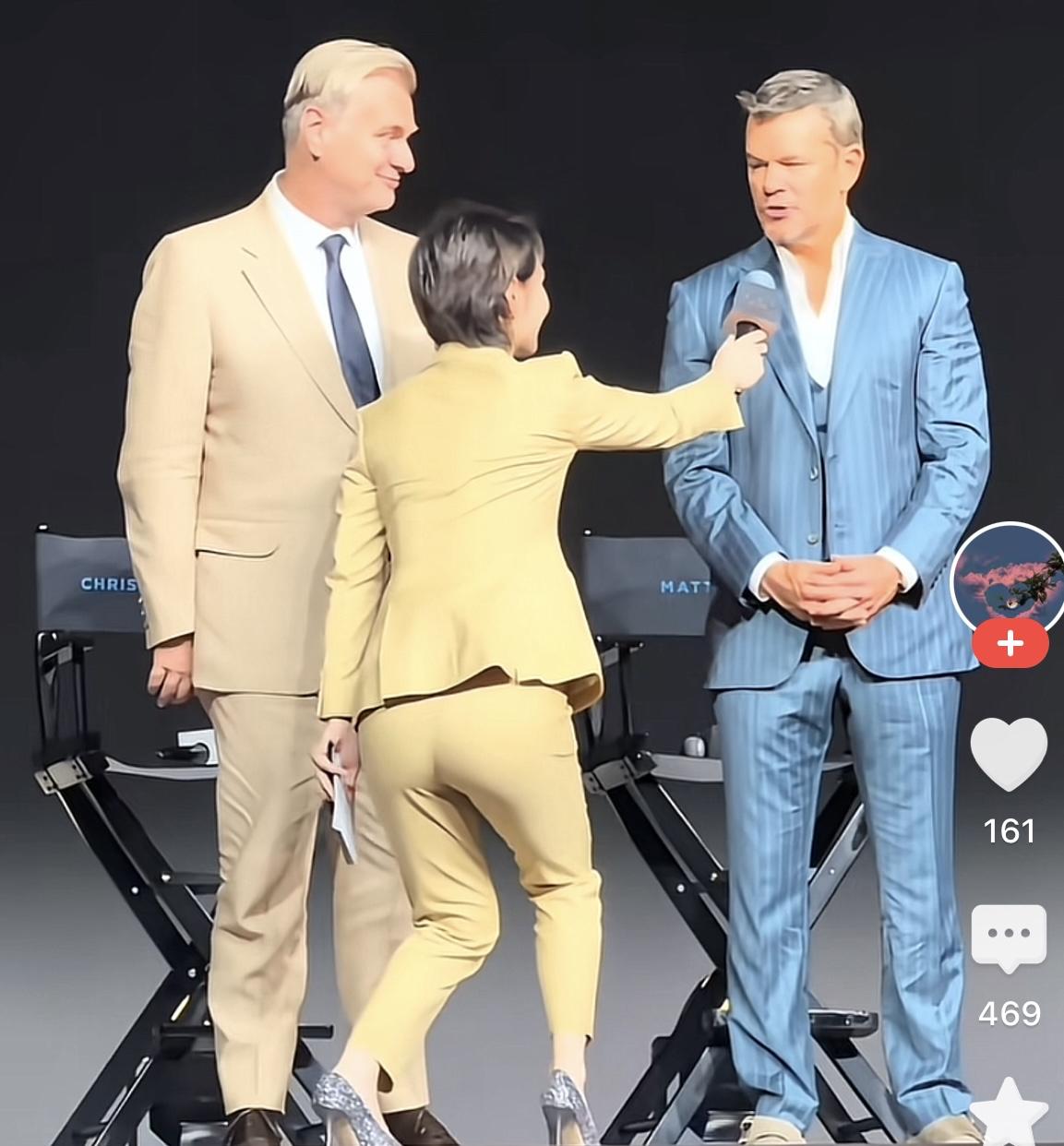 所以说即便你平视不了他们，但也用不着如此的屈膝仰视，即便你站不直，也没必要显得如