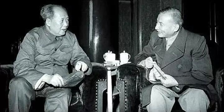 一字藏真知，一语见赤诚：跨越数十年，读懂毛主席与陈云彼此的评价。

在党的漫长奋