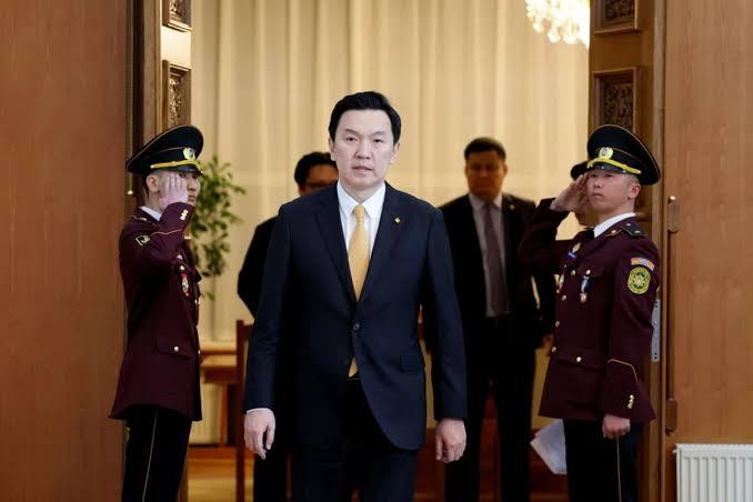 动了西方矿业的蛋糕，蒙古亲华总理要下台？

上任5个月，蒙古总理乌其尔勒的日子越