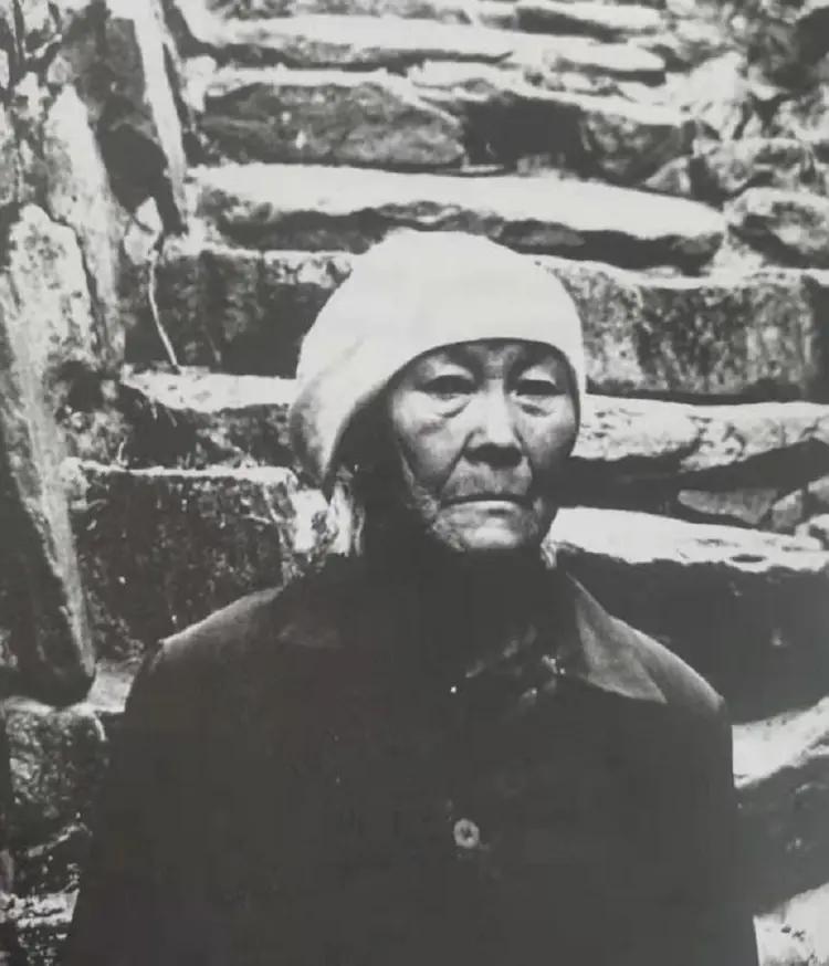 张改香（？-2014年1月28日），女，山西省盂县西番乡进圭村人，中国慰安妇受害