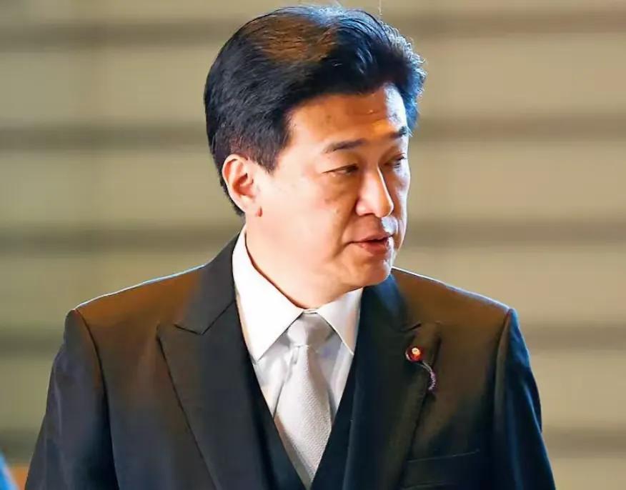 日本炸锅了。

6月29号这天，东京从下午开始气氛就陡然紧绷。几大主流财经网站接
