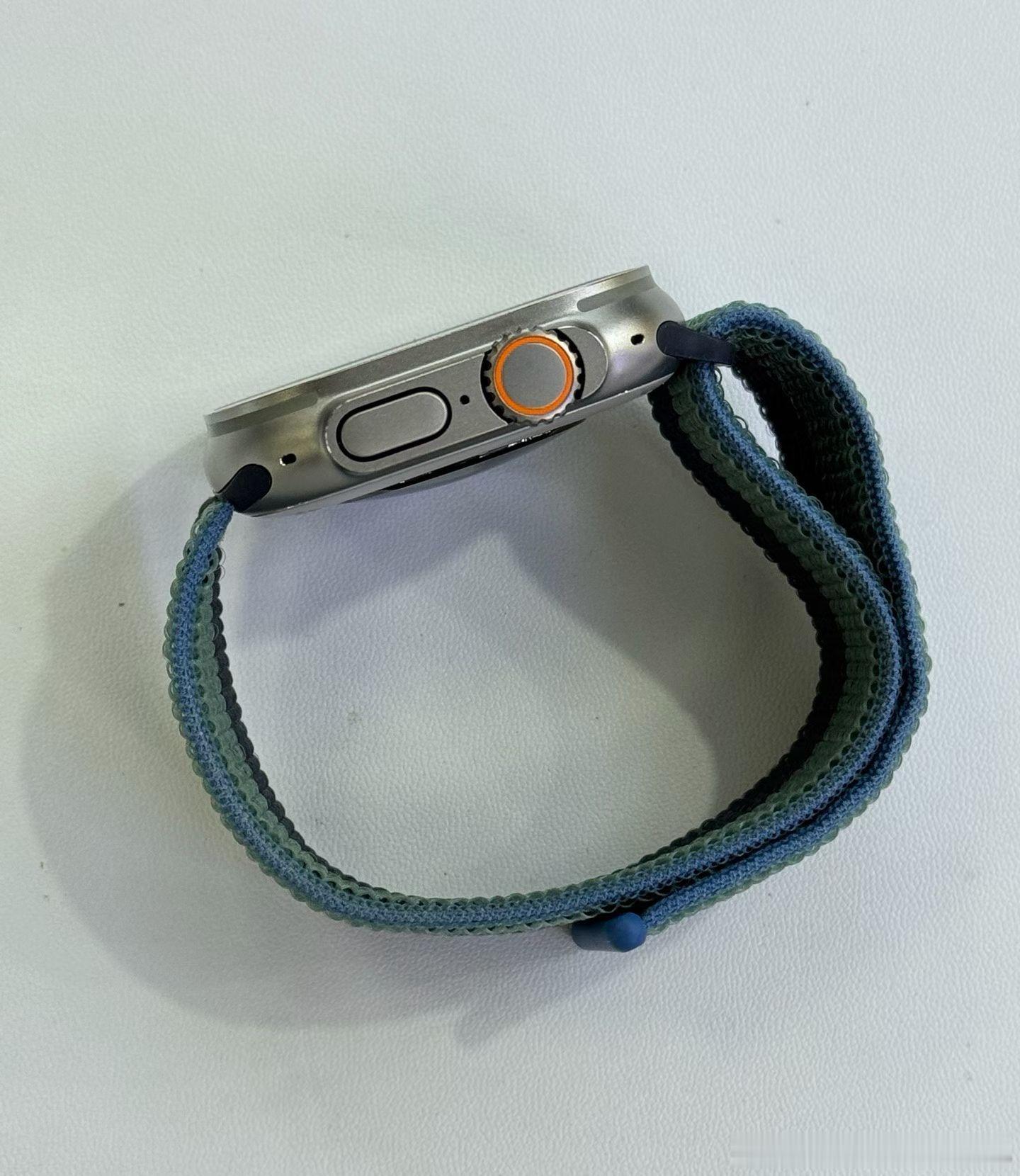 苹果手表Ultra3 49MM原色钛金属联保到26年9月22日 带原充成色98新