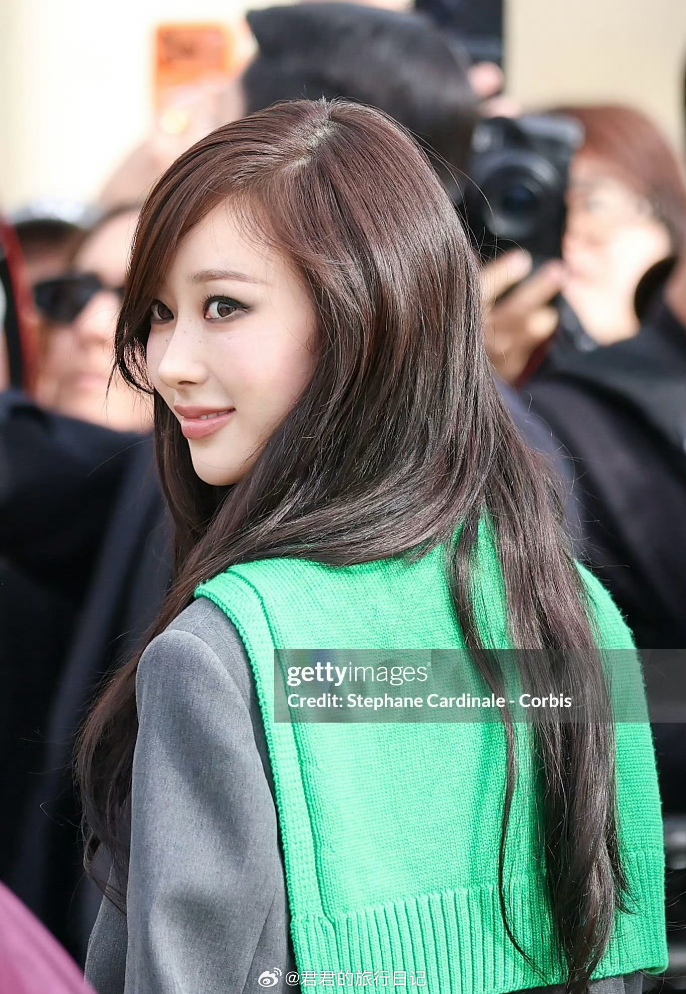 韩国女团aespa成员吉赛尔giselle现身巴黎时装周罗意威秀 