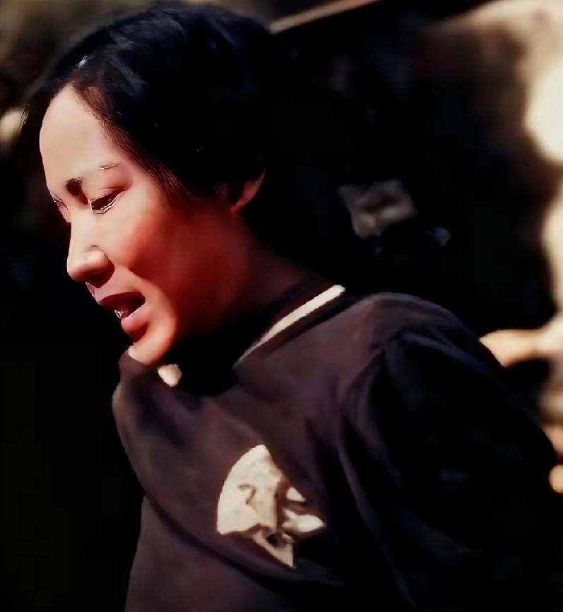 1952年，福清姑娘陈玉贞正好三十出头。要是换作旁人，或许就守着自家那间小杂货店