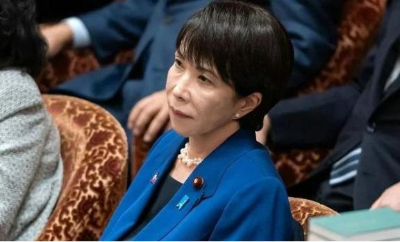 中国不敢打？认怂了？很多人以为面对高市早苗的骑脸挑衅，中国只是在打嘴炮。错了！真