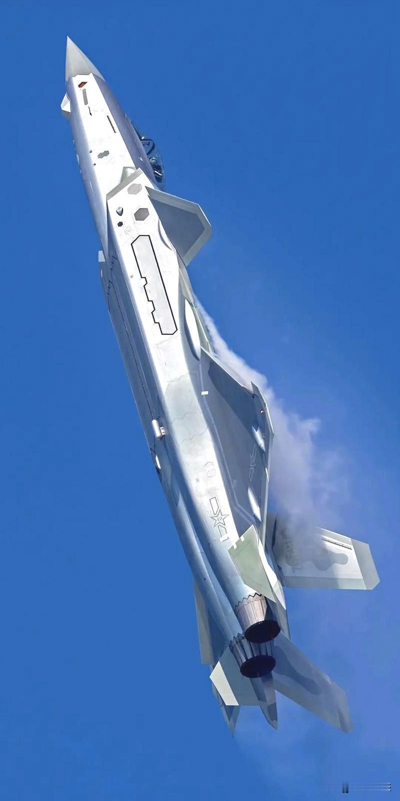 歼20出口可能性，比较高。
一个国家高端武器出口，首先有两个前提。
1.这个国家