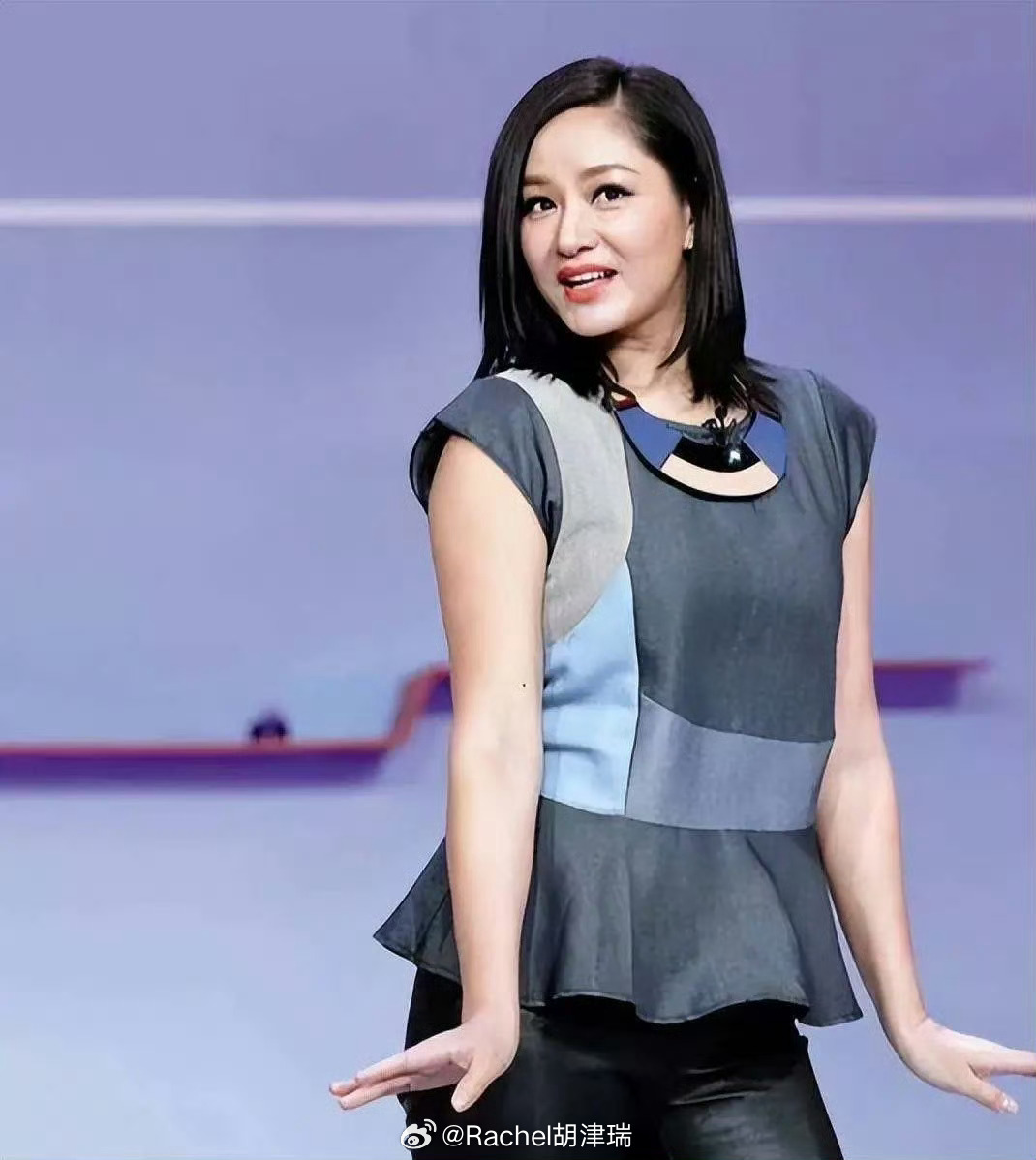 瞿颖 肉毒起作用了谁懂啊！瞿颖姐也太敢说了！心里已经气到爆炸，脸上却平静如水，主