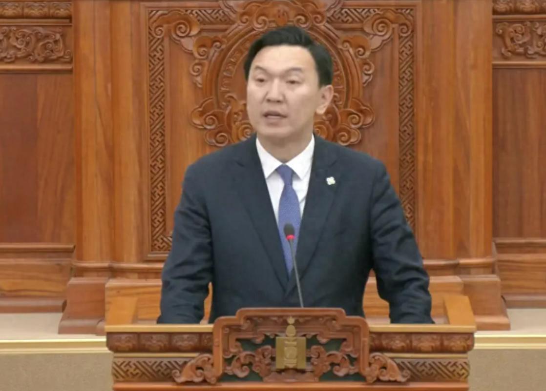 蒙古政坛的混乱持续太久，从 2025 年 6 月前总理奥云额尔登下台开始，人民党