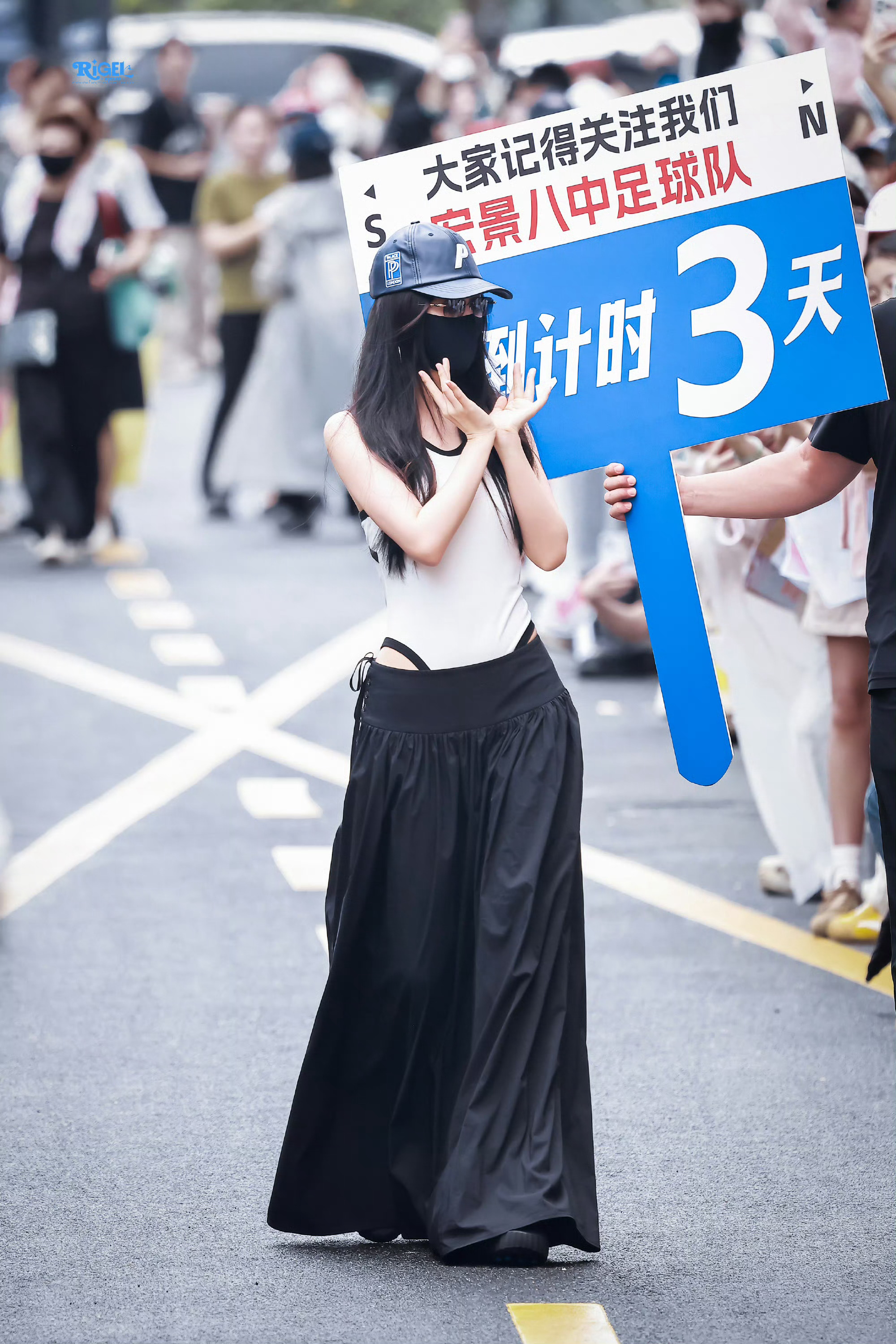 虞书欣剧宣式上班来了！灿如繁星开播倒计时三天⌛ 