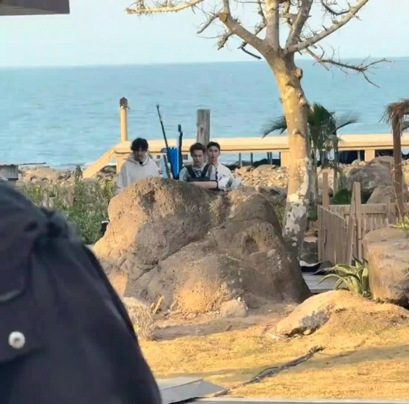 可可爱爱王鹤棣亲爱的客栈2026